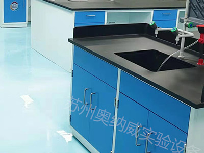 PP實(shí)驗臺的特點(diǎn)及其組成是什么？